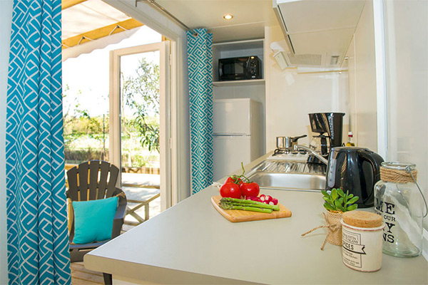 Glampingunterkunft: Mobilheim Premium 6 Personen 3 Zimmer von Vacanceselect auf Camping La Marine