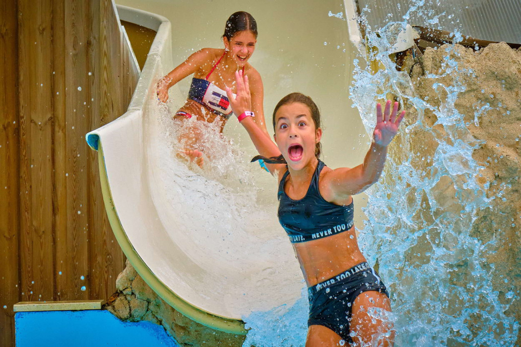 Glampingunterkunft: Mobilheim Privilege Club 4 Pers 2 Zimmer Tropische Dusche von Vacanceselect auf Camping La Pinède