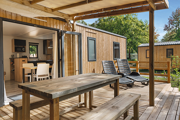 Campeggio di lusso - Charente-Maritime - Camping La Pinède - Vacanceselect Mobilheim Privilege 6 Personen 3 Zimmer 2 Badezimmer von Vacanceselect auf Camping La Pinède