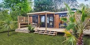 Luxuscamping - Vaucluse - Mobilheim Privilege Club 4 Pers 2 Zimmer Tropische Dusche von Vacanceselect auf Camping Verdon Parc