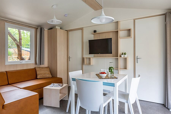 Glampingunterkunft: Mobilheim Privilege Club 4 Pers 2 Zimmer Tropische Dusche von Vacanceselect auf Camping Les Dunes