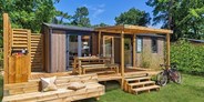 Luxuscamping - Aude - Mobilheim Privilege 6 Personen 3 Zimmer Tropische Dusche von Vacanceselect auf Camping Les Dunes