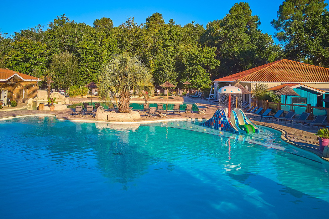 Glampingunterkunft: Mobilheim Privilege Club 6 Personen 3 Zimmer  von Vacanceselect auf Camping Mayotte Vacances