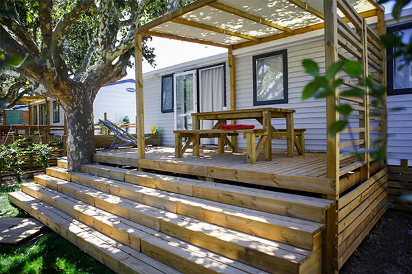 Glampingunterkunft: Mobilheim Privilege 6 Personen 3 Zimmer von Vacanceselect auf Camping La Plage d'Argens