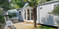 Luxuscamping - Mobilheim Moda 6 Personen 3 Zimmer, Klimaanlage von Vacanceselect auf Camping La Sirène
