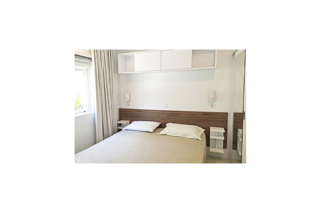 Glampingunterkunft: Mobilheim Moda 6 Personen 3 Zimmer, 2 Badezimmer, Klimaanlage von Vacanceselect auf Camping La Sirène