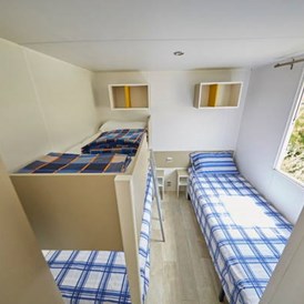 Glampingunterkunft: Mobilheim Moda 5/6 Personen 2 Zimmer Klimaanlage von Vacanceselect auf Camping Park Albatros Village