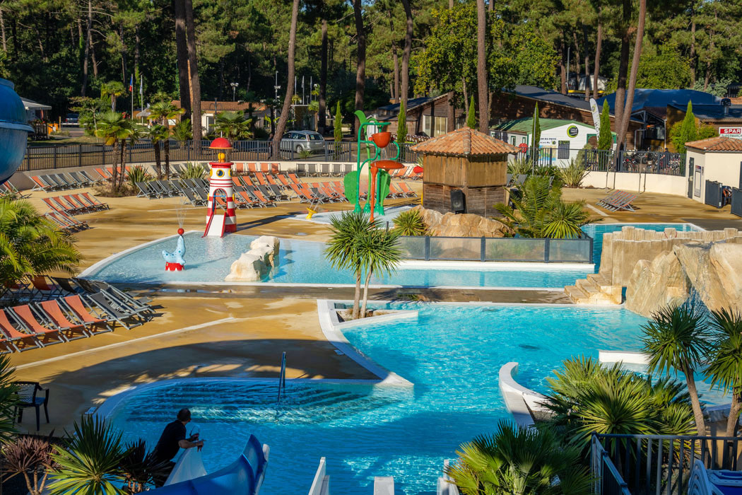 Glampingunterkunft: Mobilheim Moda 6 Personen 3 Zimmer Klimaanlage von Vacanceselect auf Camping Palmyre Loisirs