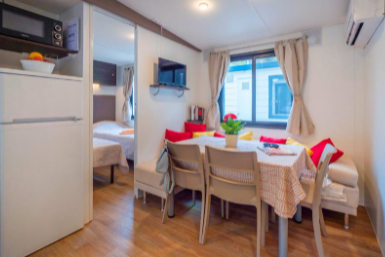 Glampingunterkunft: Mobilheim Moda 6 Personen 3 Zimmer AC Geschirrspüler von Vacanceselect auf Camping Park Umag