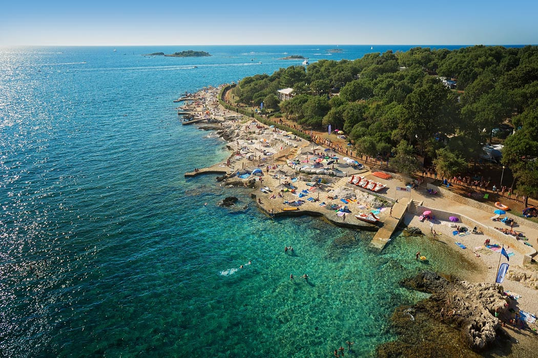 Glampingunterkunft: Mobilheim Moda 6 Personen 3 Zimmer AC Geschirrspüler von Vacanceselect auf Camping Bijela Uvala