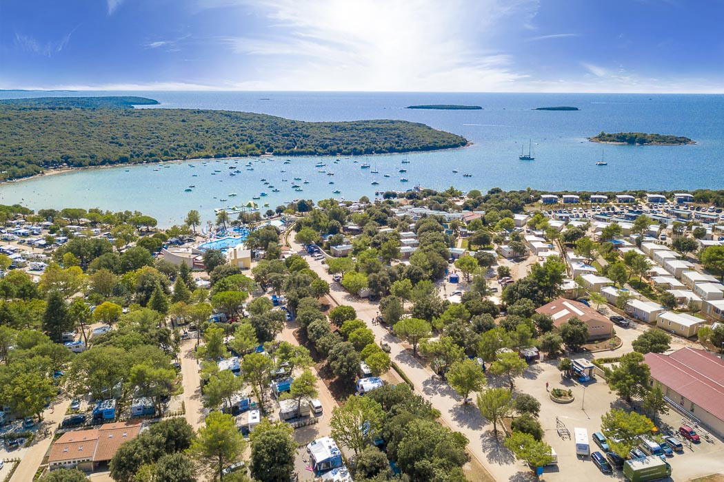 Luksuzno kampiranje - Art der Unterkunft: Safari-Zelt - Camping Vestar - Vacanceselect Safarizelt XL 4/6 Personen 3 Zimmer Badezimmer von Vacanceselect auf Camping Vestar