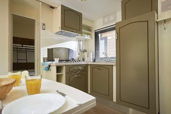 Luxuscamping - Šibenik - Camping Solaris - Vacanceselect Mobilheim Moda 6 Personen 3 Zimmer Klimaanlage von Vacanceselect auf Camping Solaris