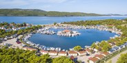 Luxuscamping - Zadar - Šibenik - Mobilheim Moda 6 Personen 3 Zimmer Klimaanlage Geschirrspüler von Vacanceselect auf Camping Solaris