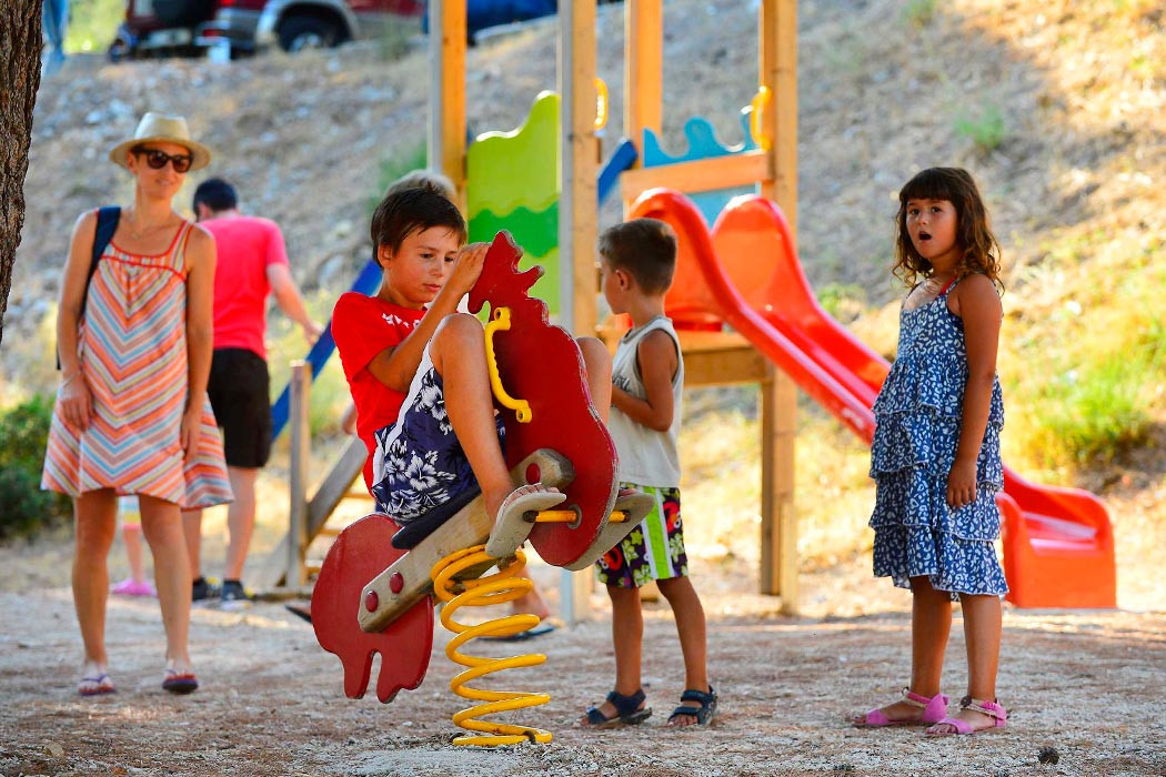 Glampingunterkunft: Mobilheim Moda 6 Pers 3 Zimmer AC Geschirrspüler von Vacanceselect auf Camping Vranjica Belvedere