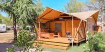 Luxuscamping - Rovinj - Safarizelt XL 4/6 Personen 3 Zimmer Badezimmer von Vacanceselect auf Camping Mon Perin