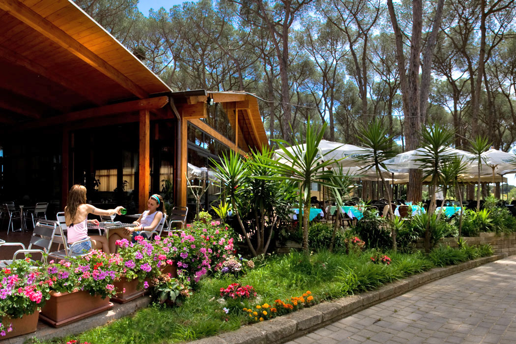 Glampingunterkunft: Mobilheim Moda 4/5 Personen 2 Zimmer Klimaanlage von Vacanceselect auf Camping Fabulous Village