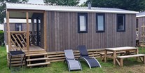 Luxuscamping - Mobilheim Privilege 4 Personen 2 Zimmer von Vacanceselect auf Camping La Grande Métairie