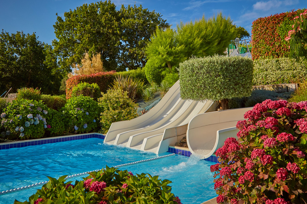 Glampingunterkunft: Mobilheim Privilege Club 6 Pers 3 Zimmer Whirlpool von Vacanceselect auf Camping La Grande Métairie