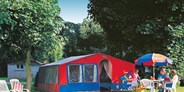 Luxuscamping - Guînes - Mobilheim Moda 6 Personen 3 Zimmer 2 Badezimmer von Vacanceselect auf Camping La Bien Assise