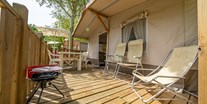 Luxuscamping - Lodgezelt Deluxe 5/6 Personen 2 Zimmer Badezimmer von Vacanceselect auf Camping Marina di Venezia