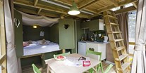 Luxuscamping - Airlodge 4 Personen 2 Zimmer Badezimmer von Vacanceselect auf Camping Laguna Village