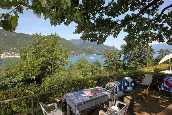 Glampingunterkunft: Lodgezelt Deluxe 5/6 Personen 2 Zimmer Badezimmer von Vacanceselect auf Camping Weekend