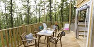 Luxuscamping - Lombardei - Airlodge 4 Personen 2 Zimmer Badezimmer von Vacanceselect auf Camping Weekend