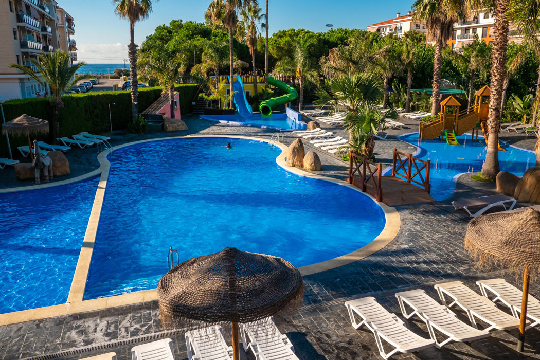 Glampingunterkunft: Mobilheim Moda 6 Personen 3 Zimmer Klimaanlage von Vacanceselect auf Camping Enmar