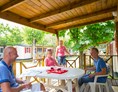 Glampingunterkunft: Mobilheim Moda 5/6 Personen 2 Zimmer Klimaanlage von Vacanceselect auf Camping Villaggio Rubicone