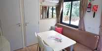 Luxuscamping - Mobilheim Moda 5/6 Pers 2 Zimmer AC von Vacanceselect auf Camping Mediterraneo Camping Village