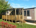 Glampingunterkunft: Mobilheim Moda 6 Pers 3 Zimmer AC 2 Badezimmer von Vacanceselect auf Camping 4 Mori Family Village