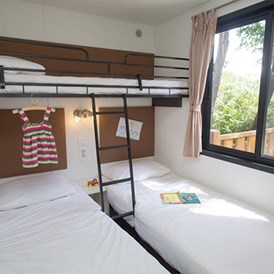 Glampingunterkunft: Mobilheim Moda 4/5 Personen 2 Zimmer Klimaanlage von Vacanceselect auf Camping Union Lido