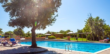 Luxuscamping - Lucca - Pisa - Mobilheim Moda 6 Pers 3 Zimmer Klimaanlage 2 Badezimmer von Vacanceselect auf Camping Montescudaio