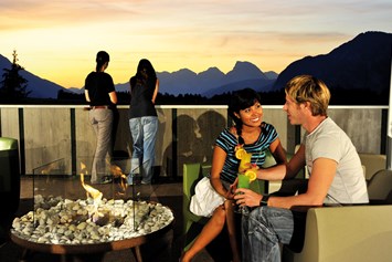 Glampingunterkunft: Panoramaterrasse - Safari-Lodge-Zelt "Rhino" am Nature Resort Natterer See