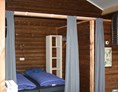 Glampingunterkunft: Schlafzimmer - Zwaluwlodge bei Camping de Kleine Wolf