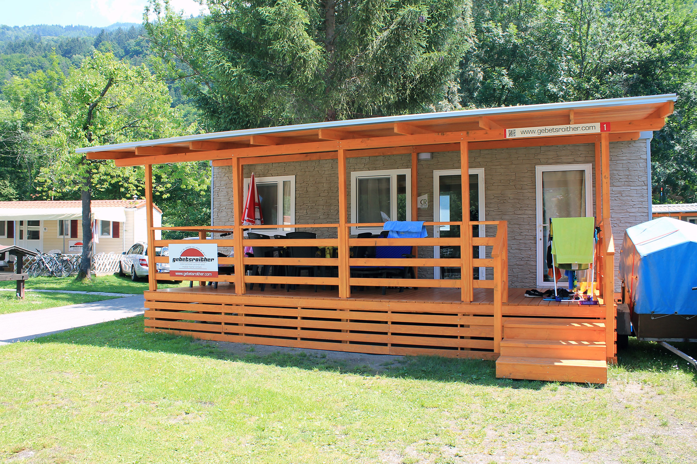 Luxuscamping - Österreich - Luxusmobilheim von Gebetsroither am Camping Burgstaller