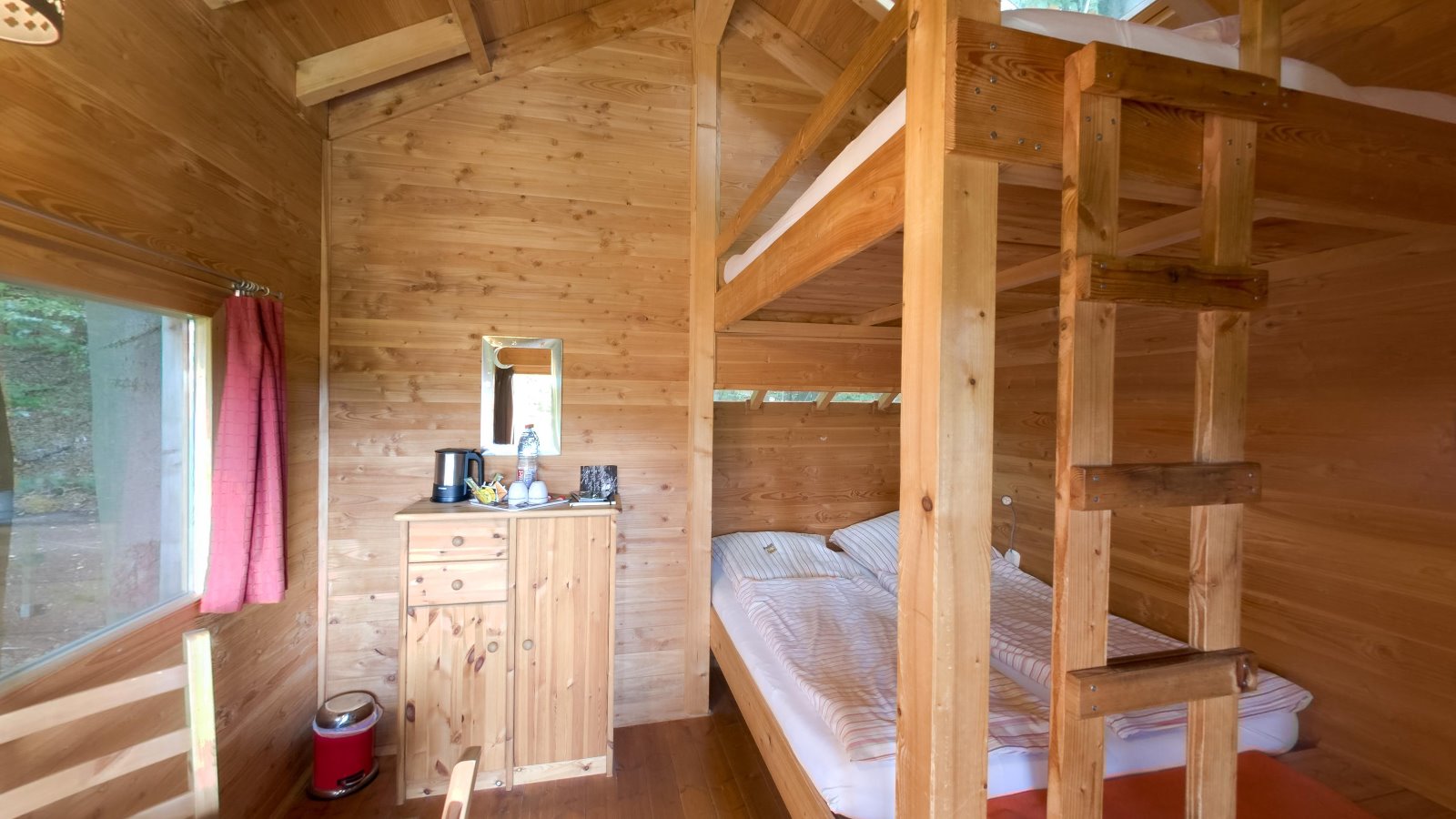 Glampingunterkunft: Baumhaus Sternengucker mit Platz für bis zu vier Personen. - Baumhäuser & Baumzelte