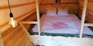 Luxuscamping - Art der Unterkunft: Zirkuswagen/Schäferwagen - Heubett - Ecolodge Romantischer Planwagen mit Heubett