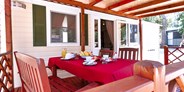 Luxuscamping - Dalmatien - Mobilheim Shelbox Tavolara auf Camping Park Soline