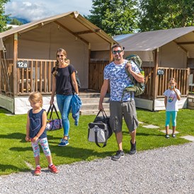 Glampingunterkunft: Mini Lodge Zelte - Glamping-Unterkünfte auf Camping Seefeld Park Sarnen