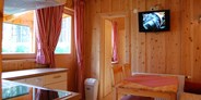 Luxuscamping - Swimmingpool - Österreich - Alpine Lodges auf Camping Ötztal