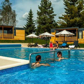 Glampingunterkunft: Schwimbad - Mobilheime auf Plitvice Holiday Resort