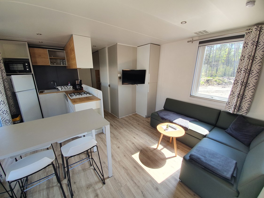 Glampingunterkunft: Wohnbereich - Heide-Lodge auf Campingplatz "Auf dem Simpel"