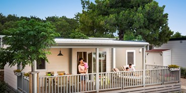 Luxuscamping - Kvarner - inmitten üppiger Vegetation - Krk Premium Camping Resort - Mobilheim Family 