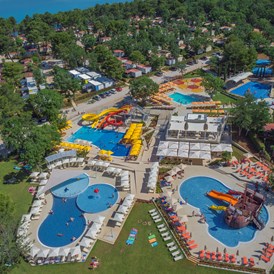 Glampingunterkunft: eine neue Familie Wasserpark - Mobilheim Comfort auf Lanterna Premium Camping Resort