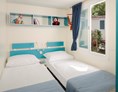 Glampingunterkunft: zwei Einzelbetten - Lanterna Premium Camping Resort - Mobilheim Family 