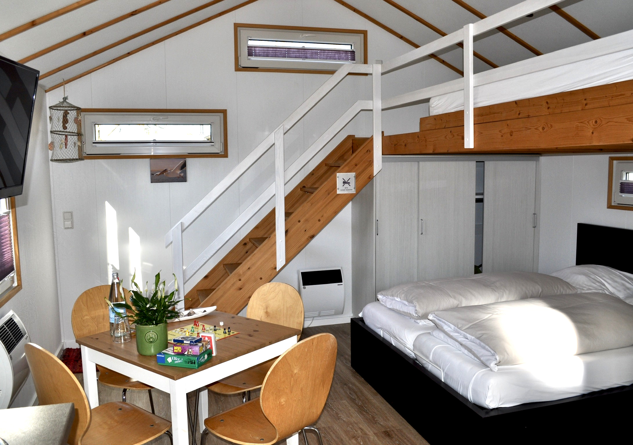 Luxe kamperen - Spielplatz - Niederrhein - 2+2 Chalet - Chalets/ Mobilheime am Freizeitpark Wisseler See