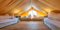 Luxuscamping - Safarizelte - Schlafbereich - Campingplatz am Treidlerweg