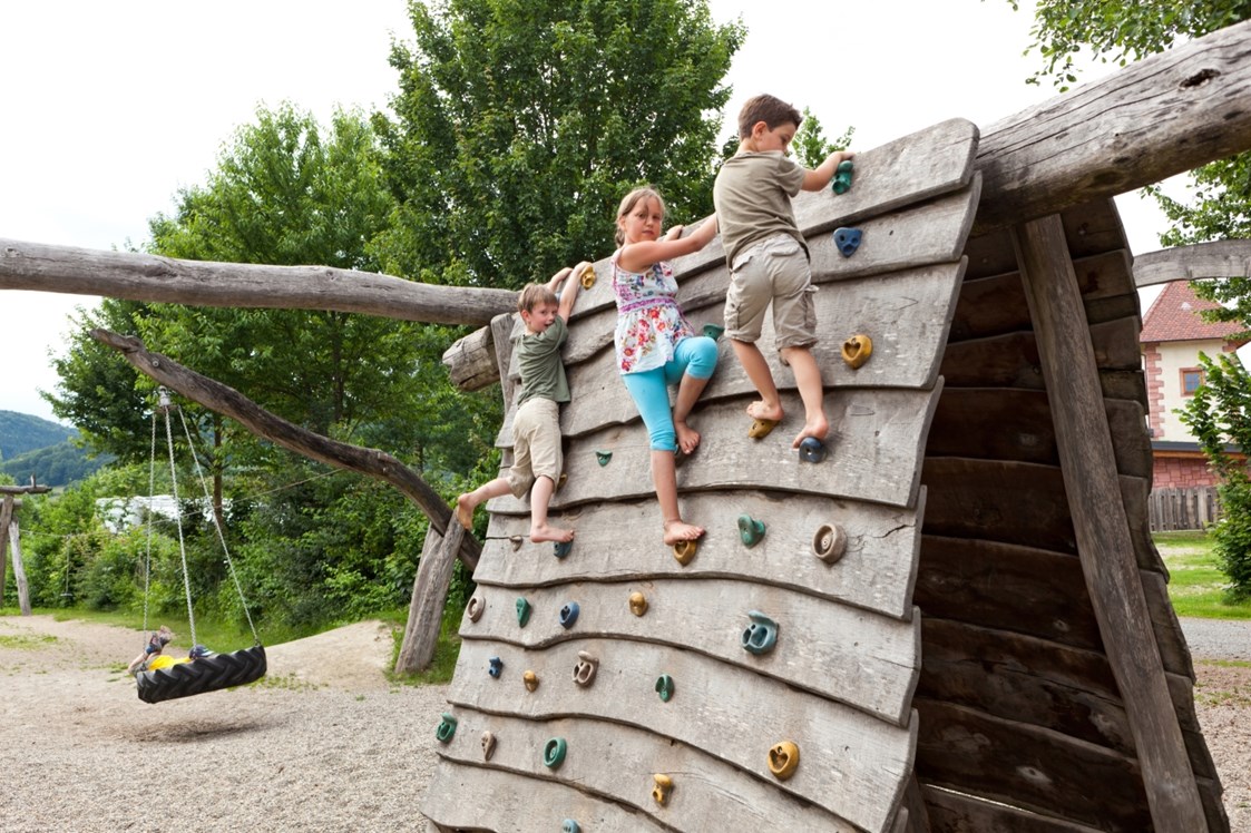 Glamping: Abenteuerspielplatz für lebendige Kinder - Schwarzwälder Hof