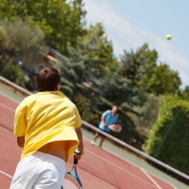 Glamping: Tennis, Camping Séquoia Parc - Séquoia Parc